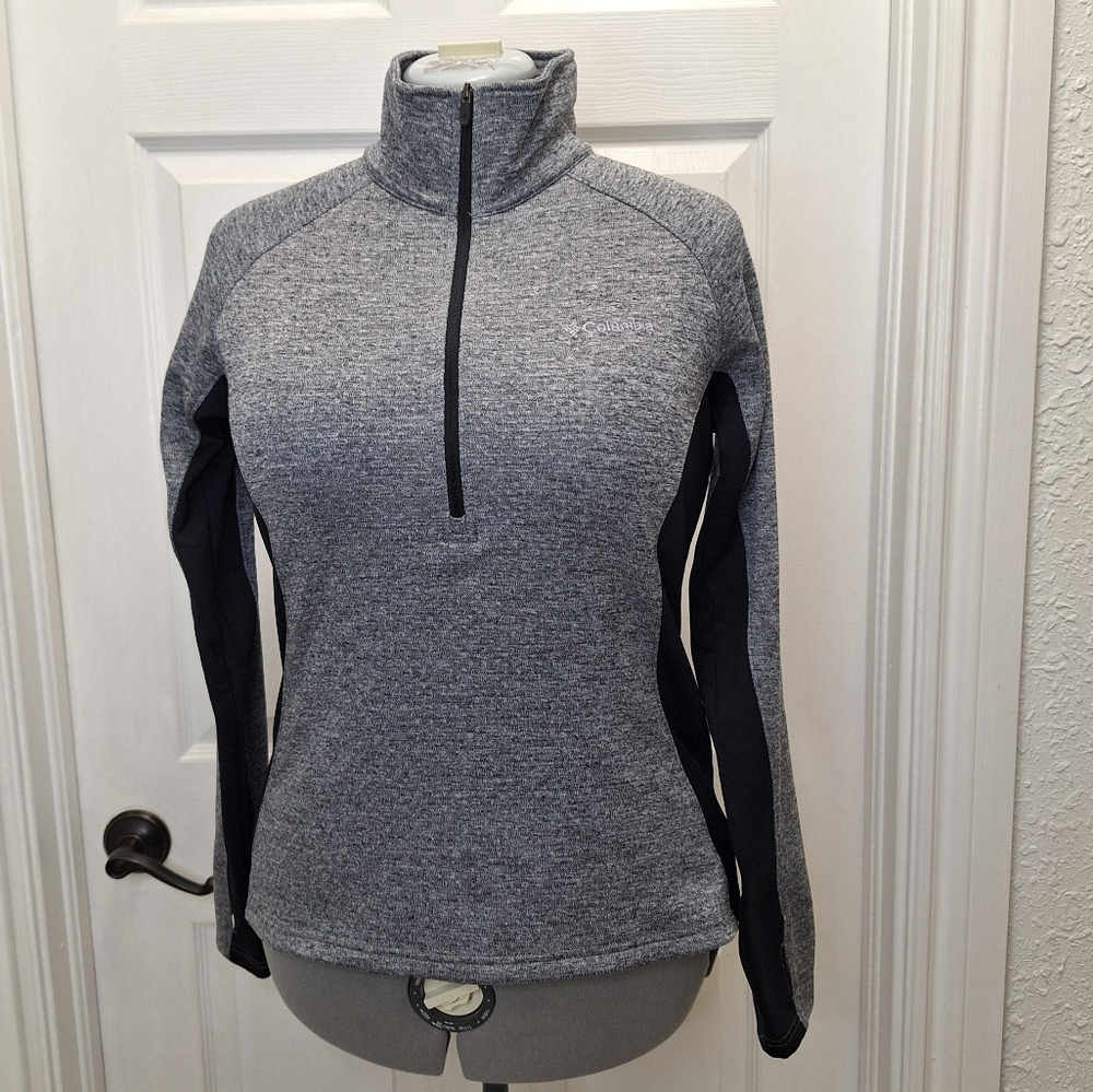 Columbia Gray and Black Quarter-Zip Pullover